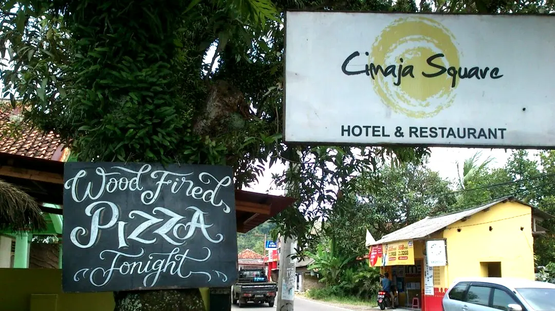 Cimaja Square Hotel & Restaurant